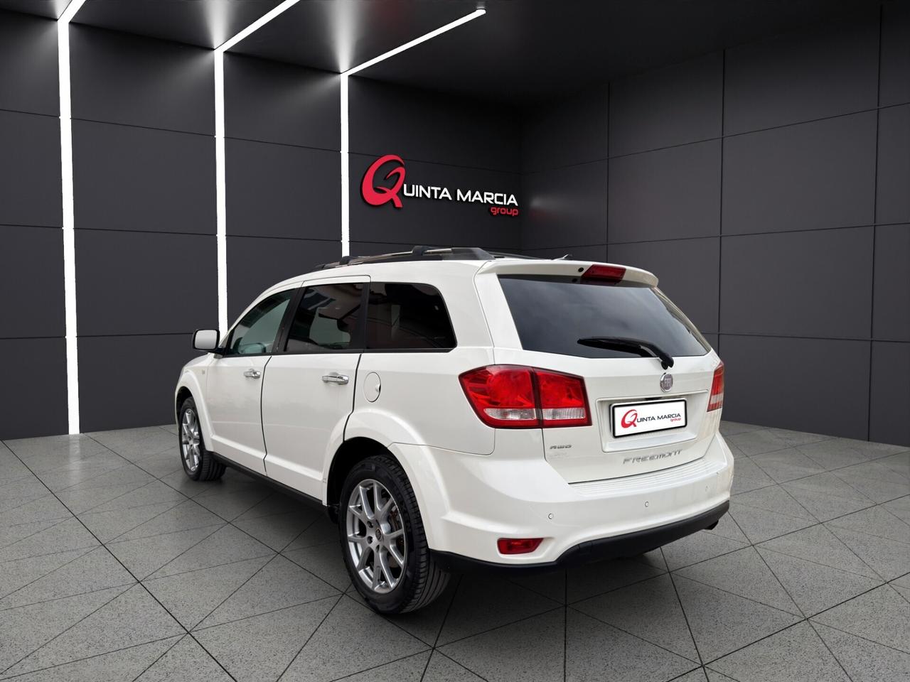 Fiat Freemont 2.0 Mjt 170 CV 4x4 Lounge AUTOM/NAVI/KEYLESS