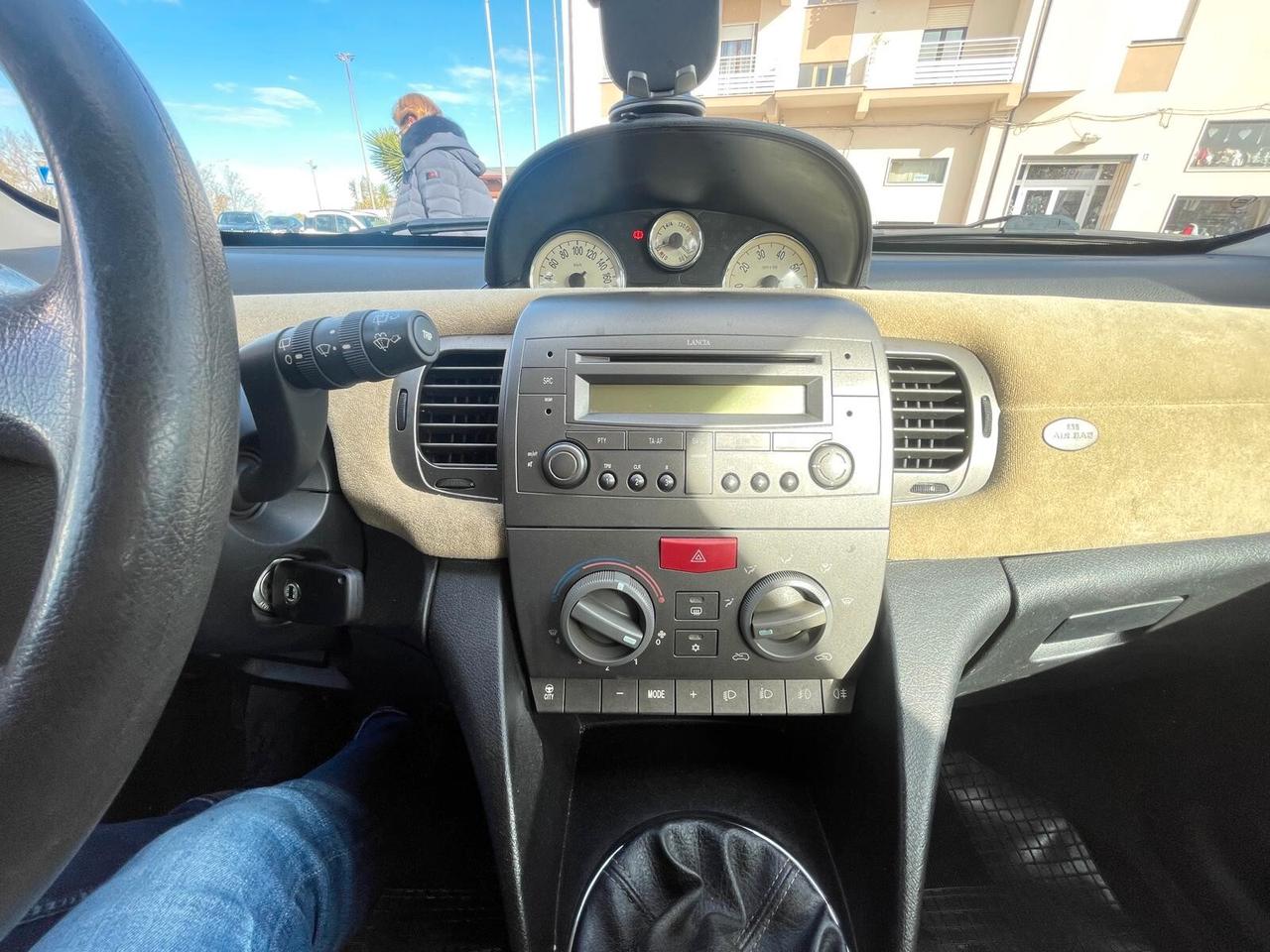 Lancia Ypsilon 1.3 Multijet 16V Platino