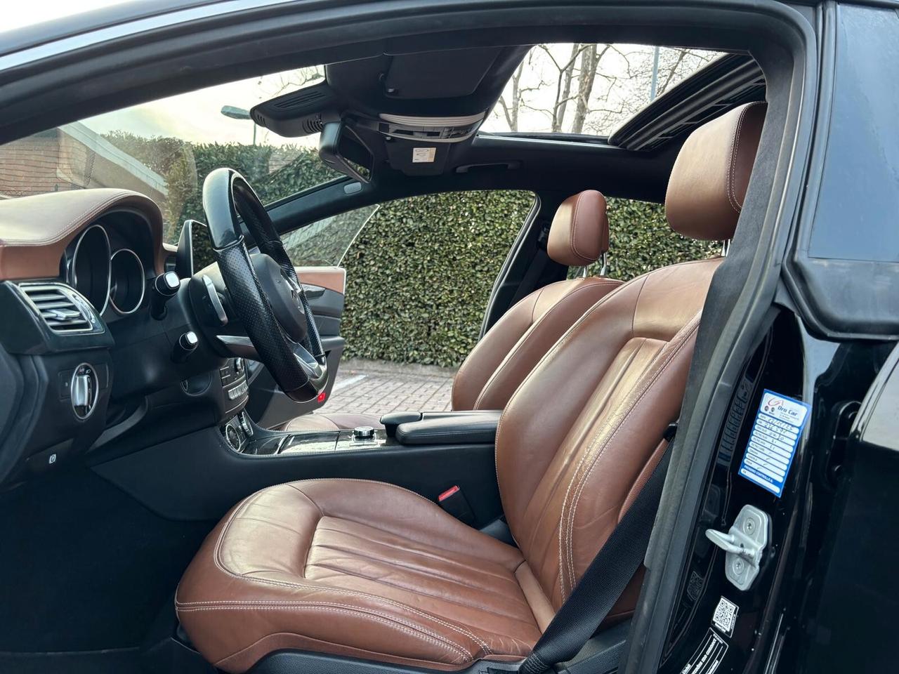 Mercedes-benz CLS 220 d SW Premium. AMG SOOTING..CELL 320 147 1147 WUATSAPP