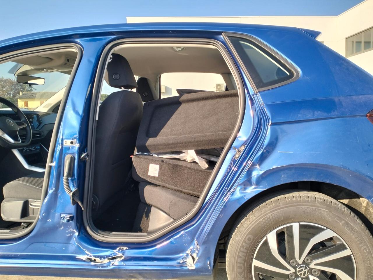 Volkswagen Polo 1.0 TSI 95 CV - SINISTRATA