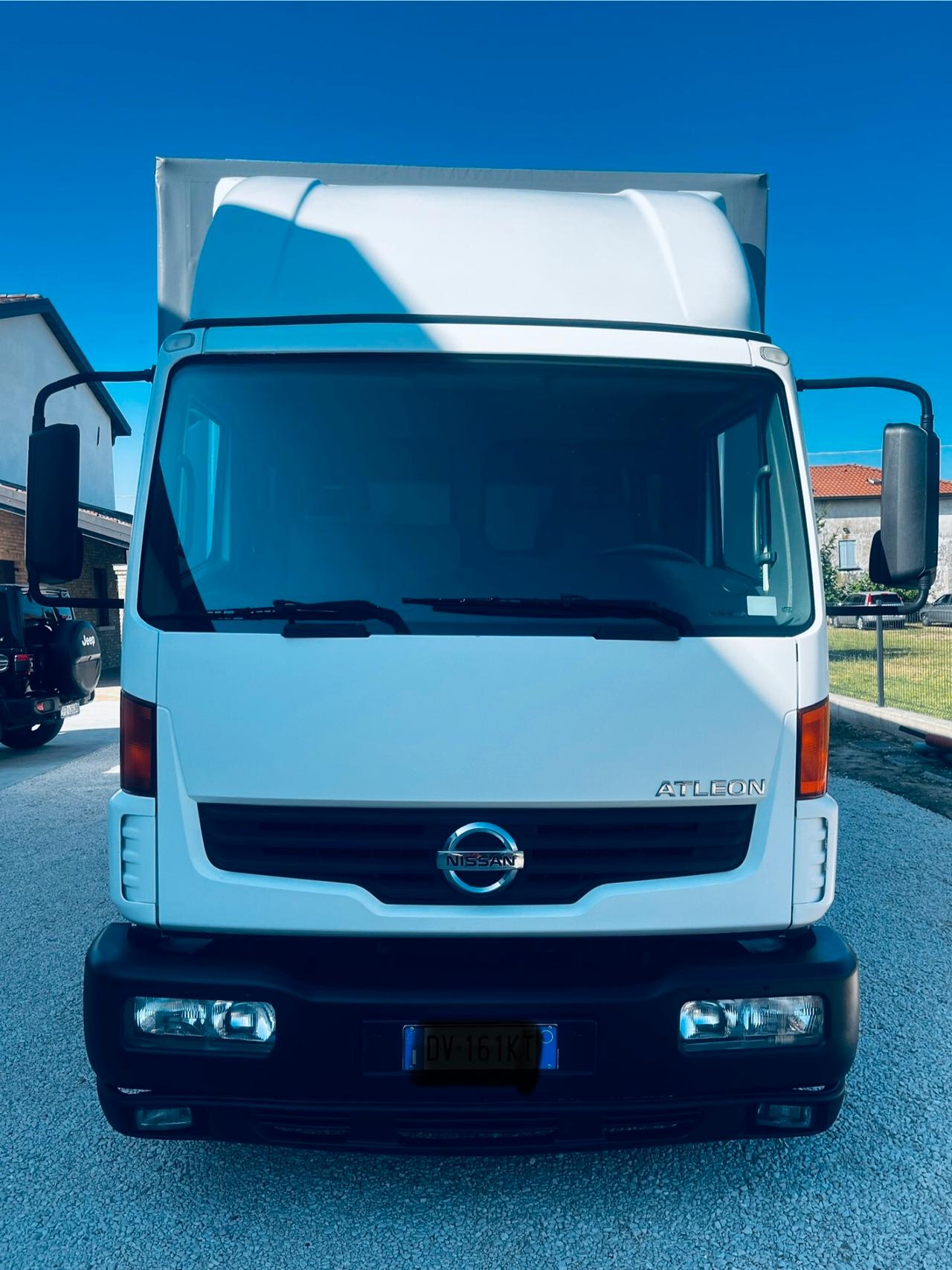 NISSAN ATLEON PATENTE C 3.0 TK56.15