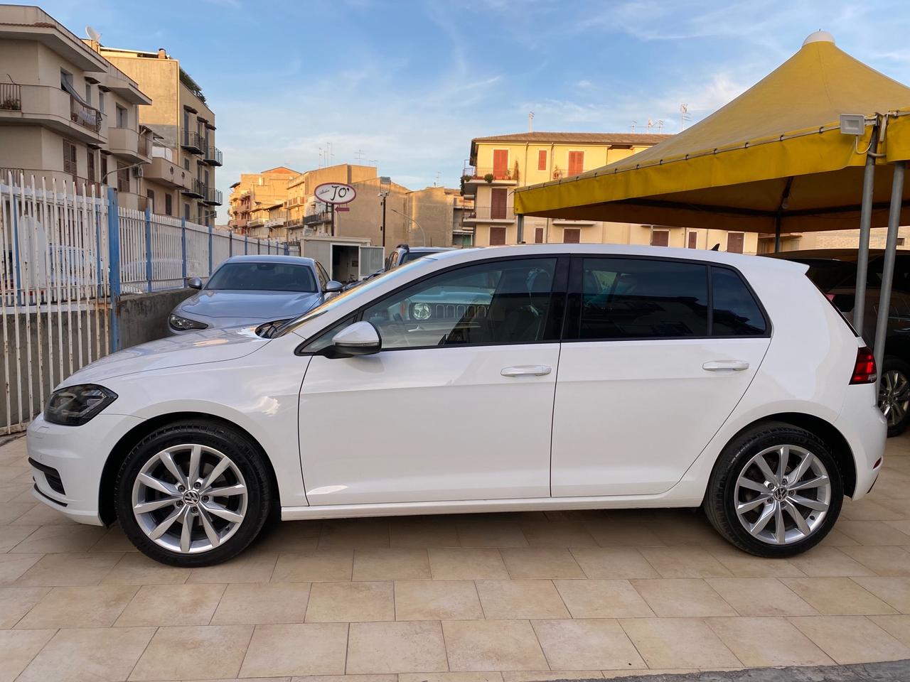 Volkswagen Golf 1.6 TDI 115 CV BlueMotion Technology - Sport