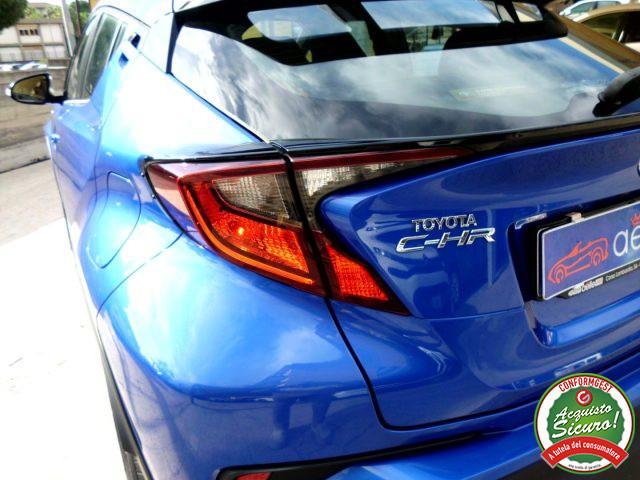 TOYOTA C-HR 1.8 Hybrid E-CVT Business