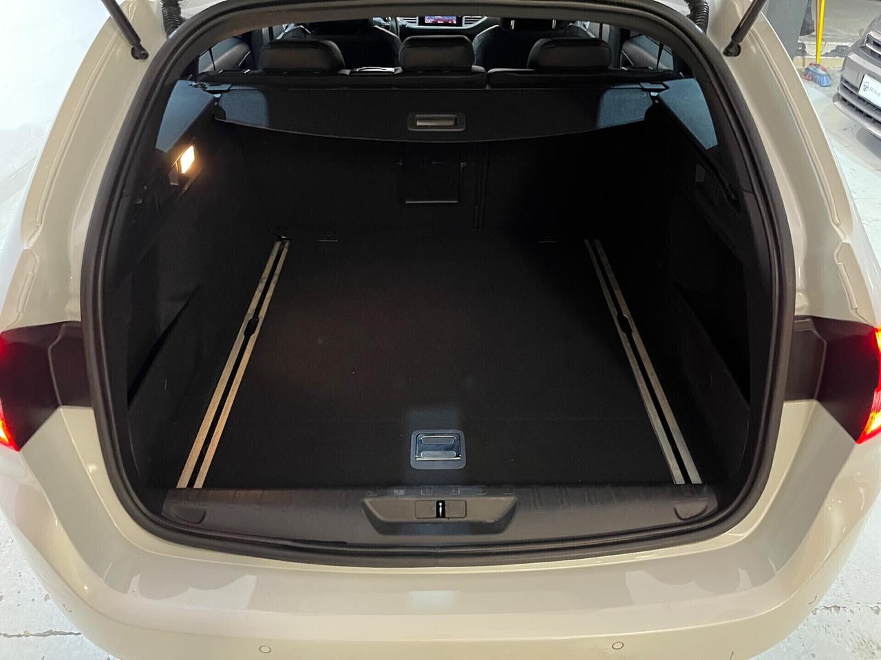 Peugeot 308 BlueHDi 130 S&S EAT8 GT Pack