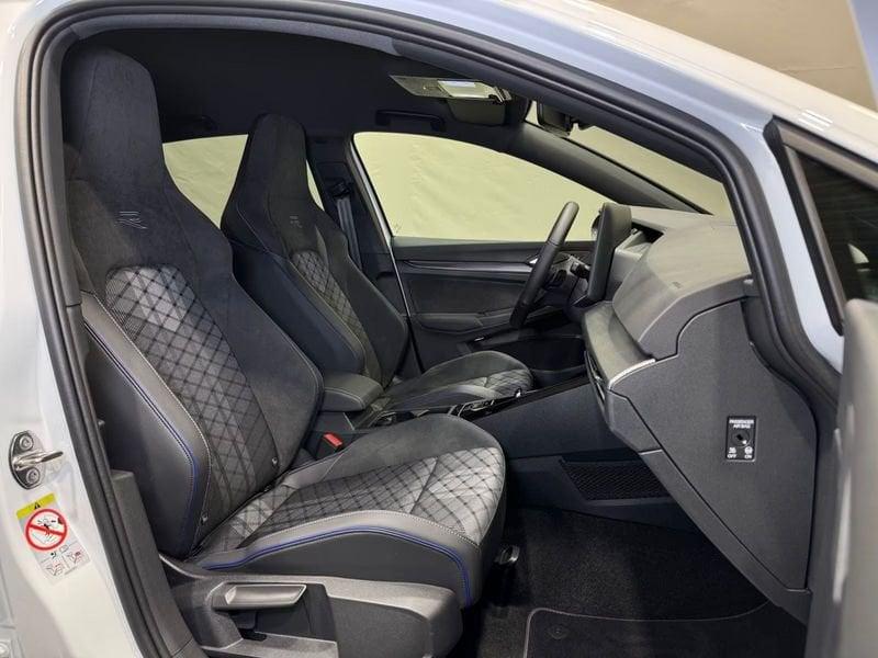 Volkswagen Golf Golf 2.0 TDI 150 CV DSG SCR R-Line LED CAMERA ACC