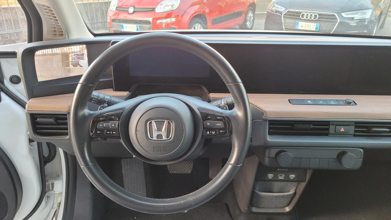 Honda e
