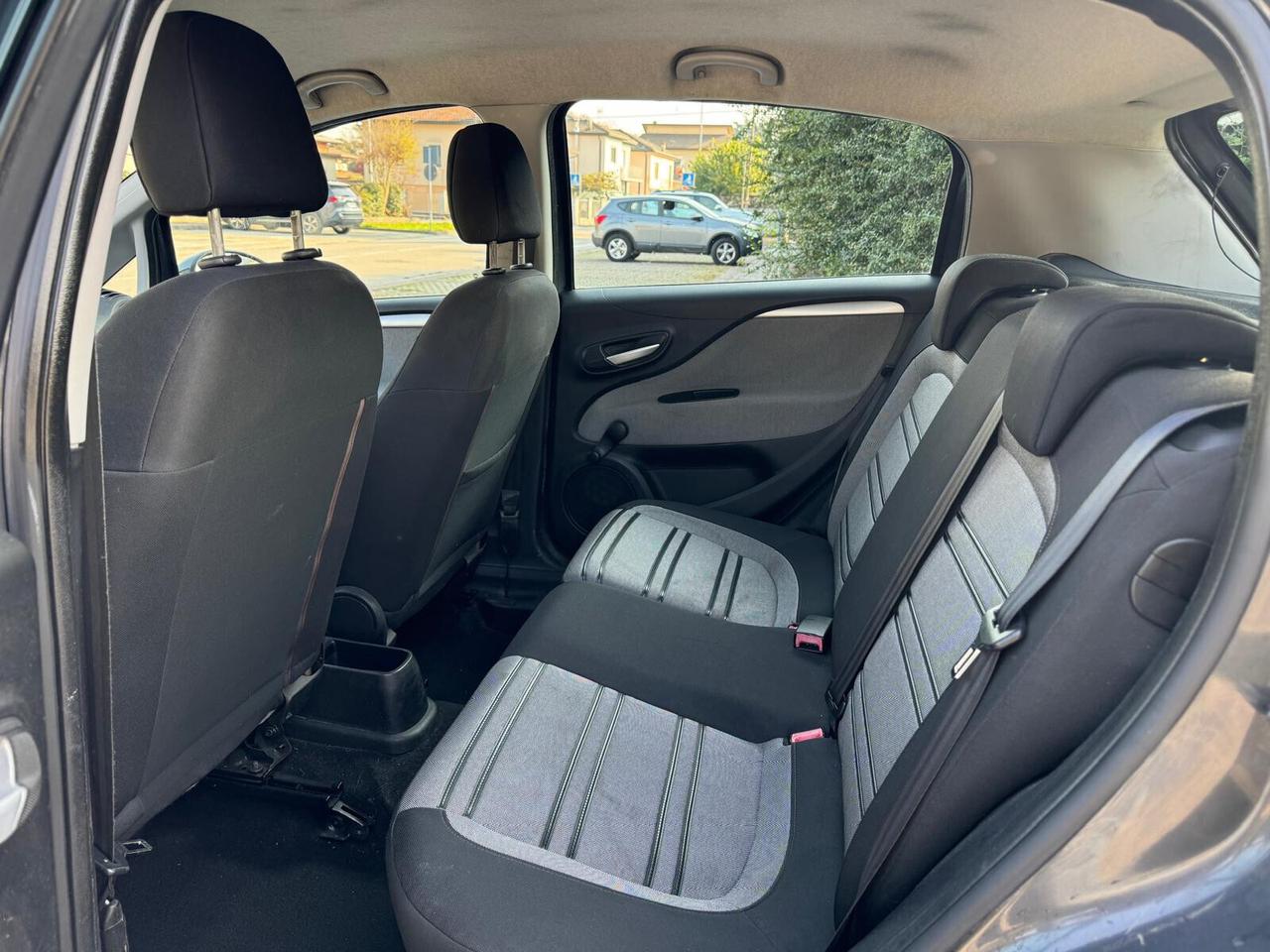 FIAT Punto Evo 1.3 Multijet 75 CV 5 Porte Dynamic – Adatta a Neopatentati