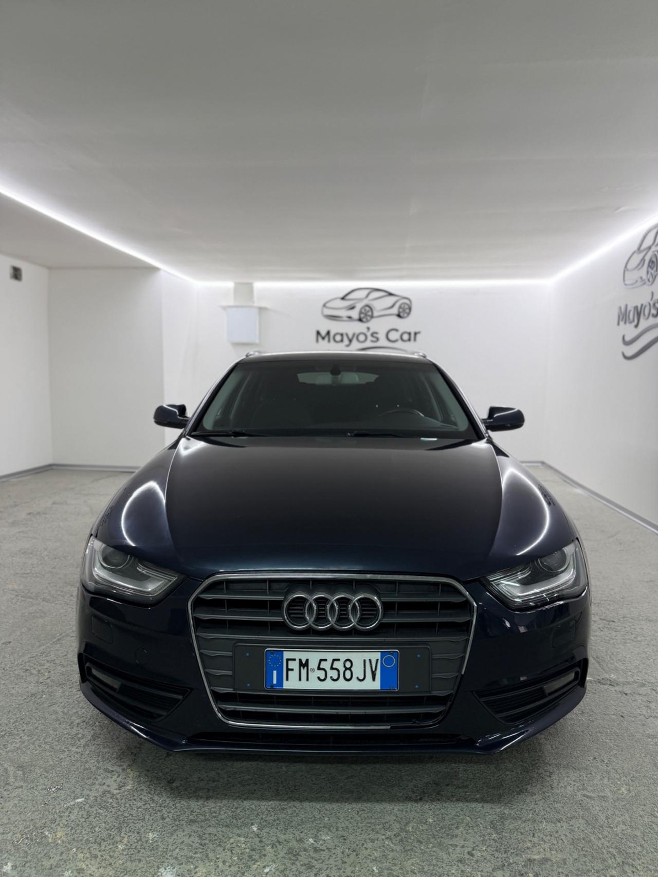 Audi A4 CAMBIO AUTOMATICO (anno 2017)
