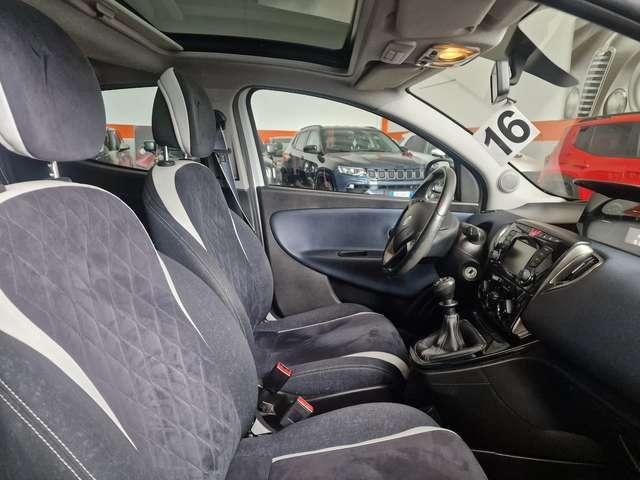 Lancia Ypsilon Ypsilon III 2015 1.2 Platinum ecochic Gpl 69cv