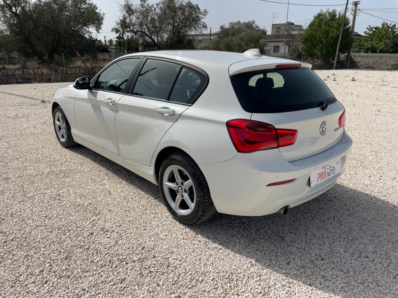 Bmw 116 116d 5p. Efficient Dynamics Urban