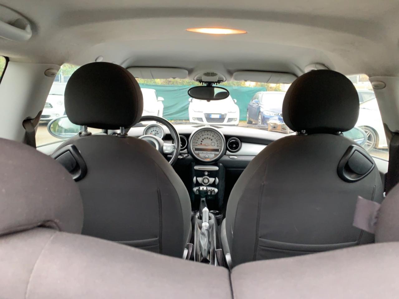 Mini 1.6 16V Cooper D