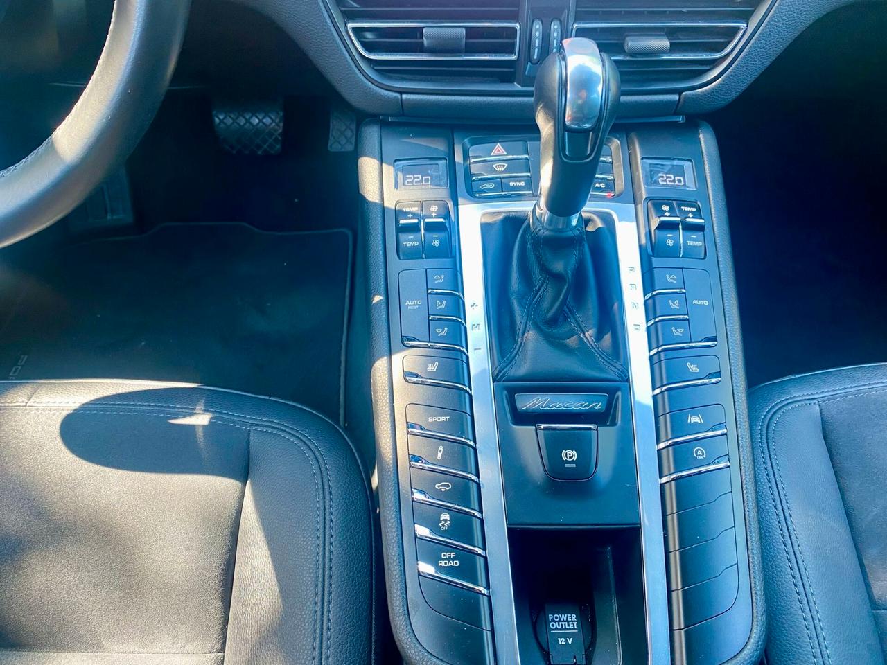 Porsche Macan 2.0 CERCHI DA 21"- PREZZO REALE -P CONSEGNA