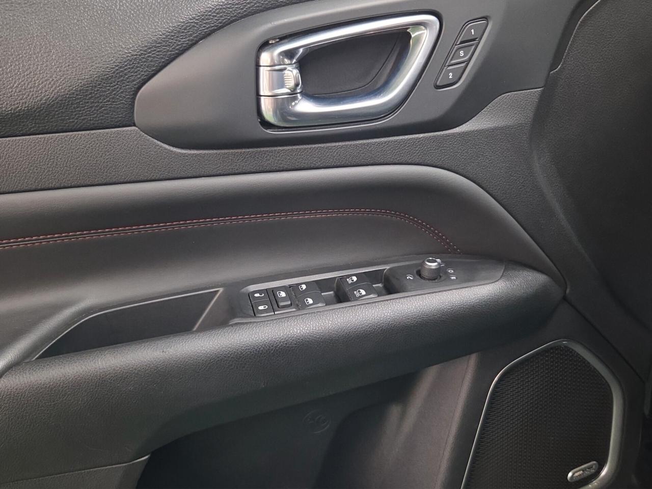 Jeep Compass 1.3 Turbo T4 240 CV PHEV AT6 4xe Trailhawk