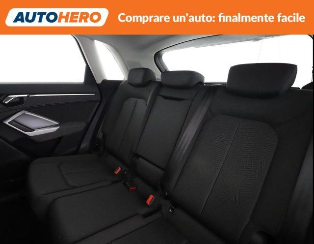 AUDI Q3 35 TDI Business Advanced