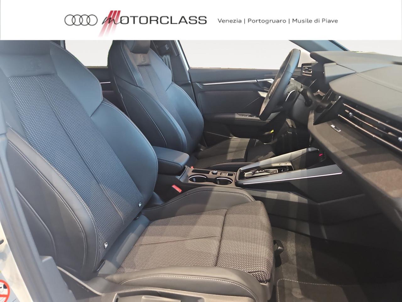Audi A3 allstreet 2.0 tdi 150cv identity contrast s tronic