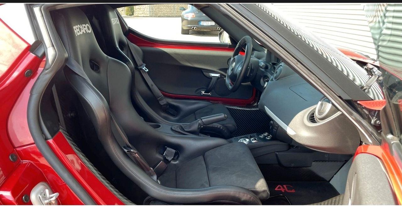 Alfa Romeo 4C 1750 TBi