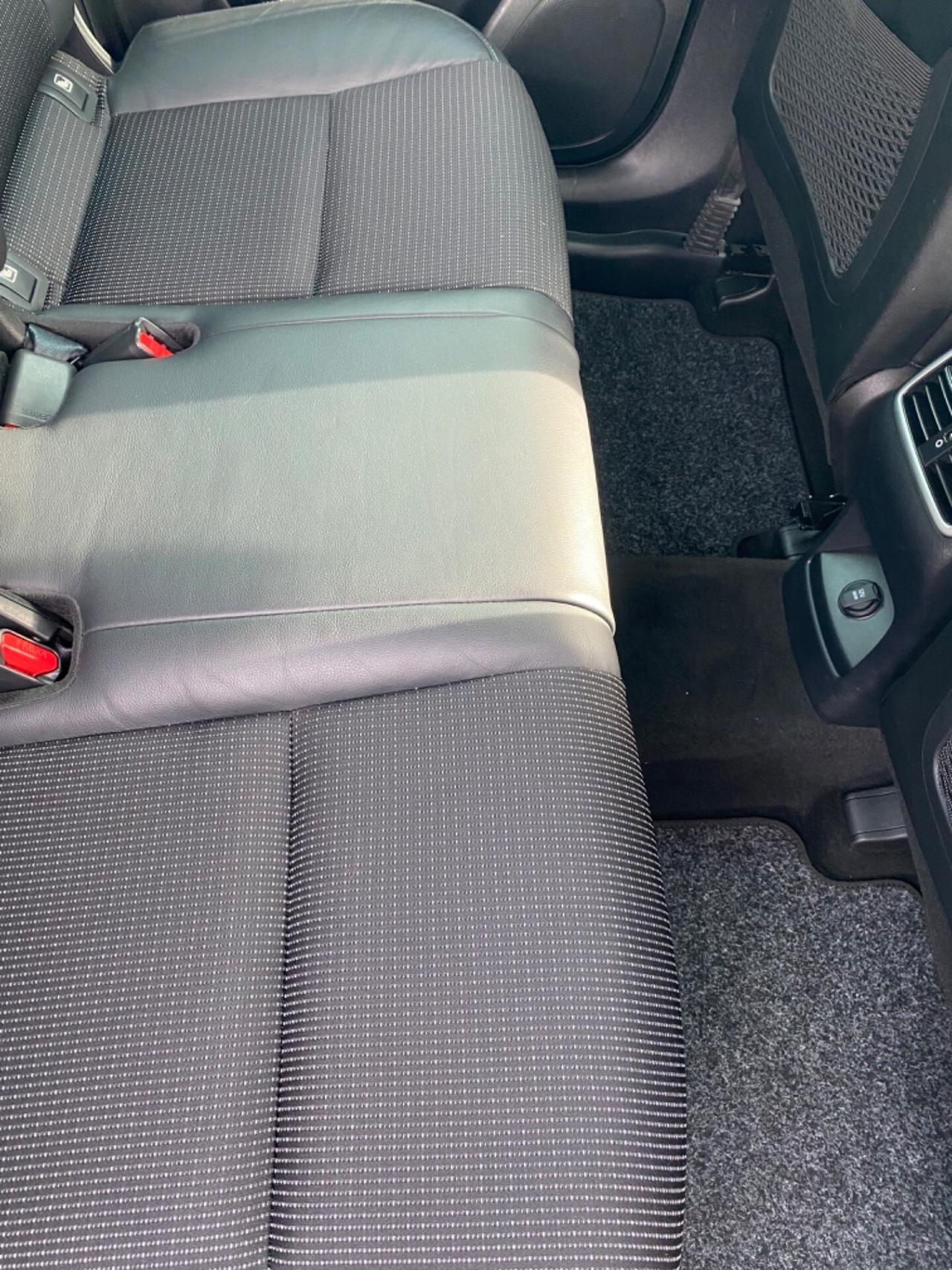 Kia Sportage 1.7 CRDI 2016 Full Navi Led