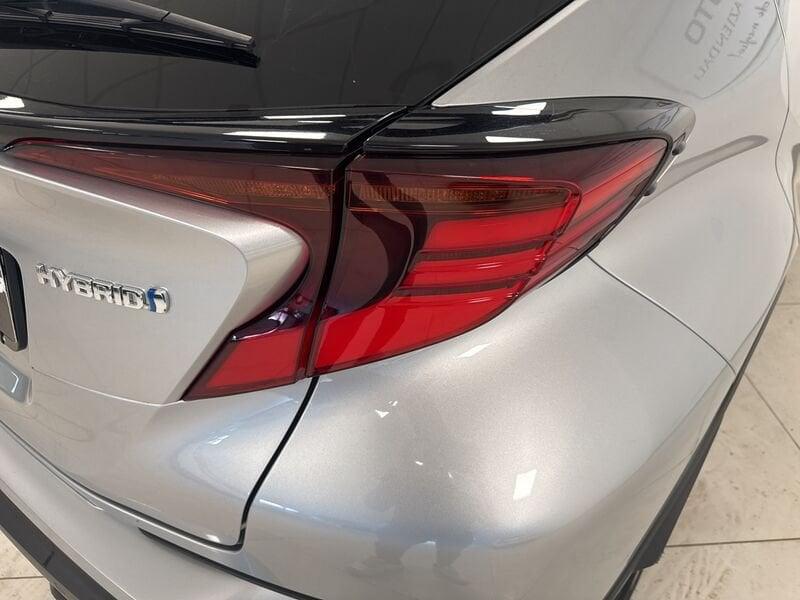 Toyota C-HR I 2020 2.0h Lounge e-cvt