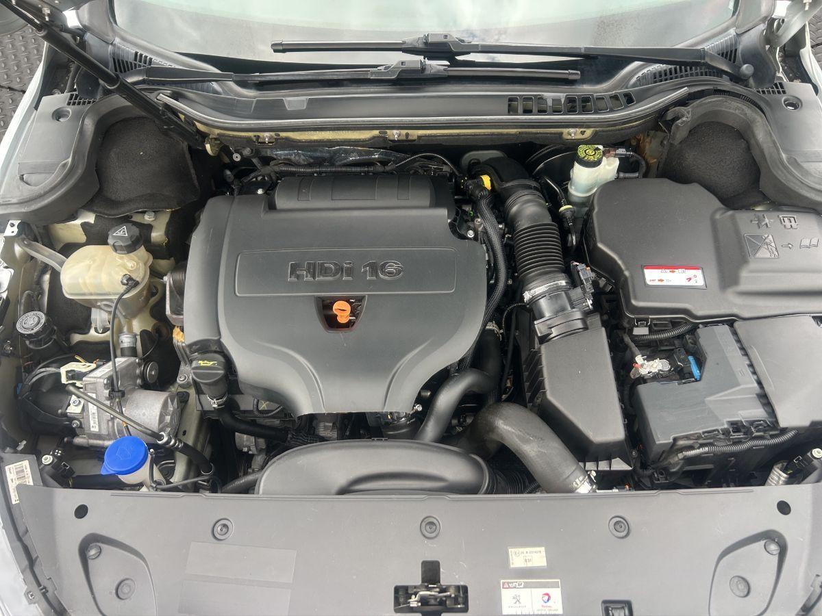 PEUGEOT - 508 SW SW 2.0 hdi Allure navi 140cv my15