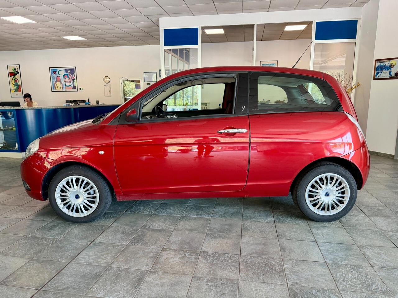 Lancia Ypsilon 1.3 MJT 75 CV Oro-CAMBIO AUTOMATICO-