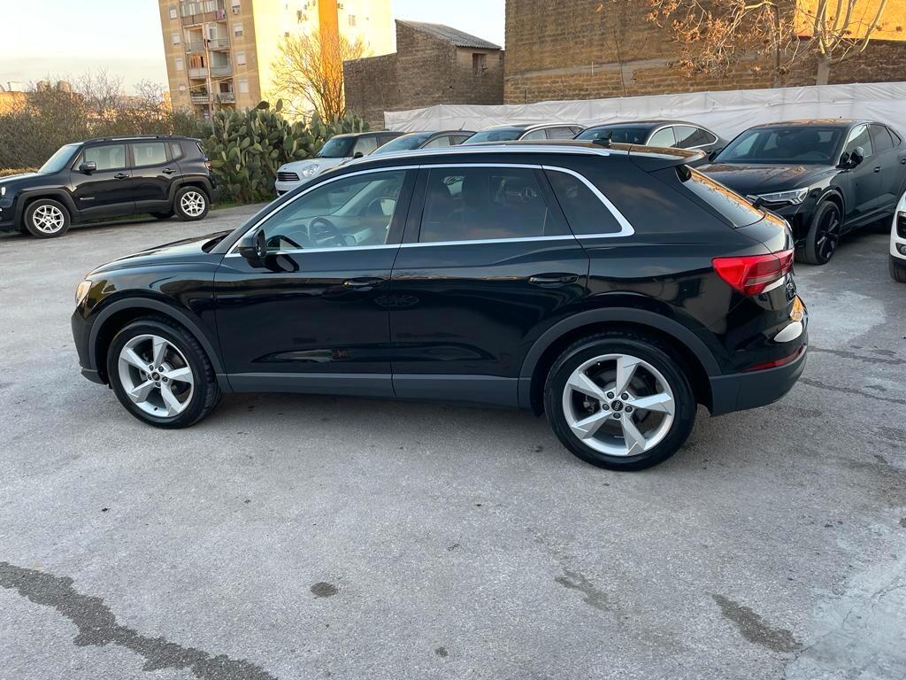 Audi Q3 35 TDI S tronic Advanced 150cv - 2019