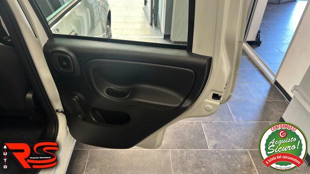 FIAT Panda 1.0 FireFly S&S Hybrid Pandina Adatta Neopatentati
