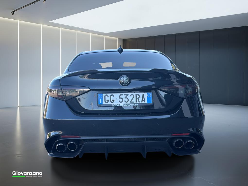 Alfa Romeo Giulia Giulia 2.9 V6 Quadrifoglio 510cv auto SCARICO AKRAPOVIC