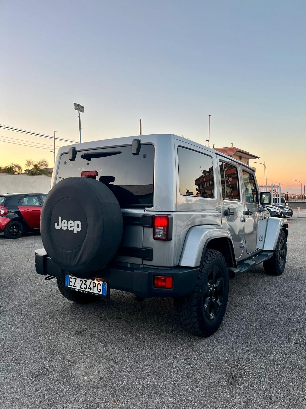 Jeep Wrangler Unlimited 2.8 CRD DPF Sahara Auto