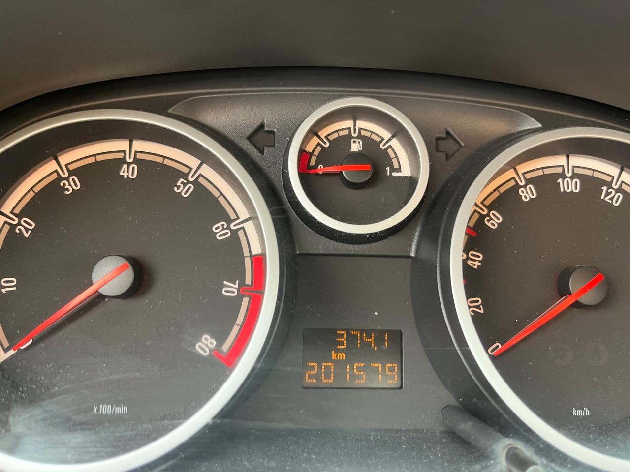 Opel Corsa 1.2 benzina/gpl Cosmo