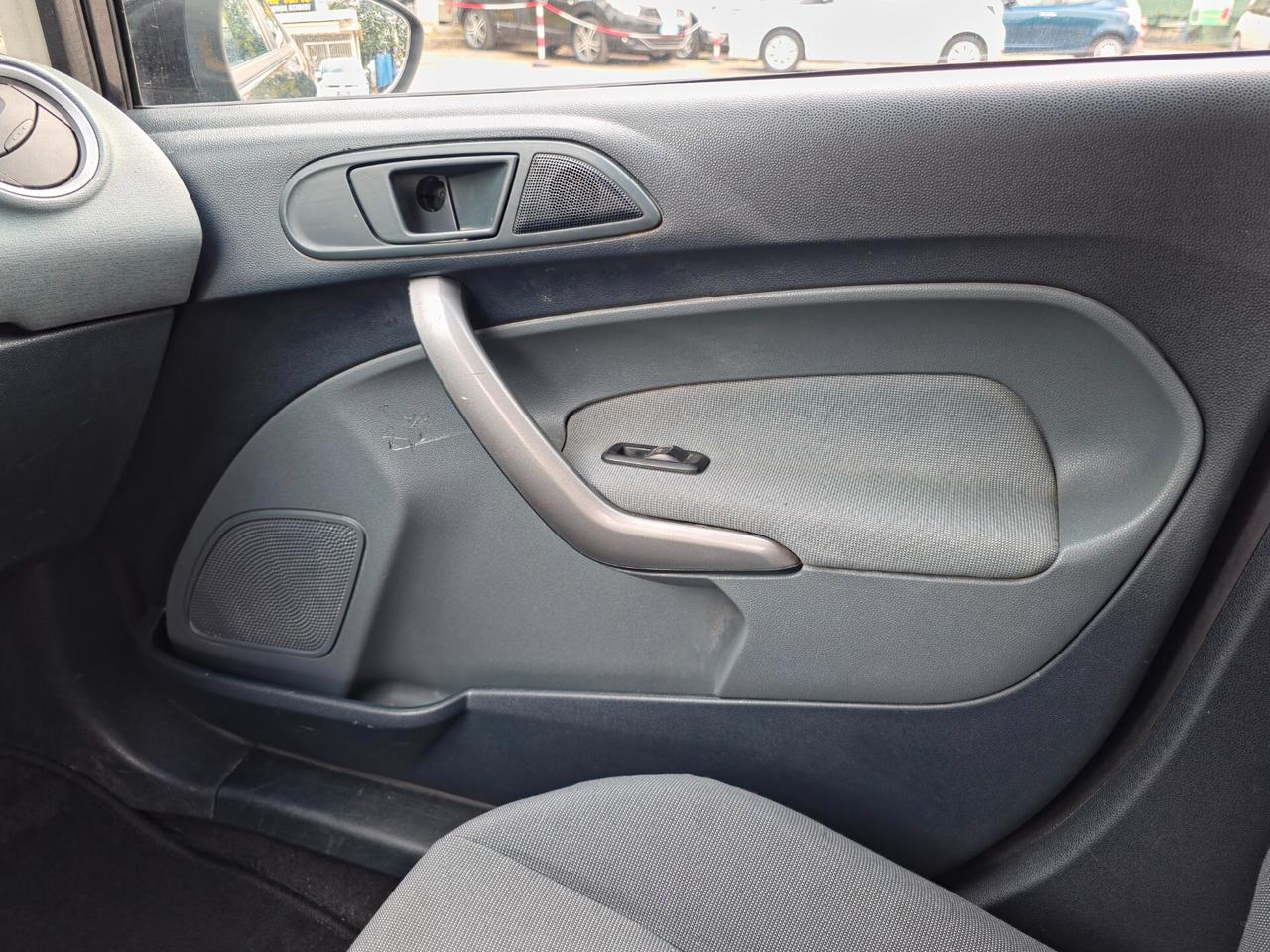 Ford Fiesta 1.2 82 CV 5 porte Titanium 2011-E5 Manuale NEO