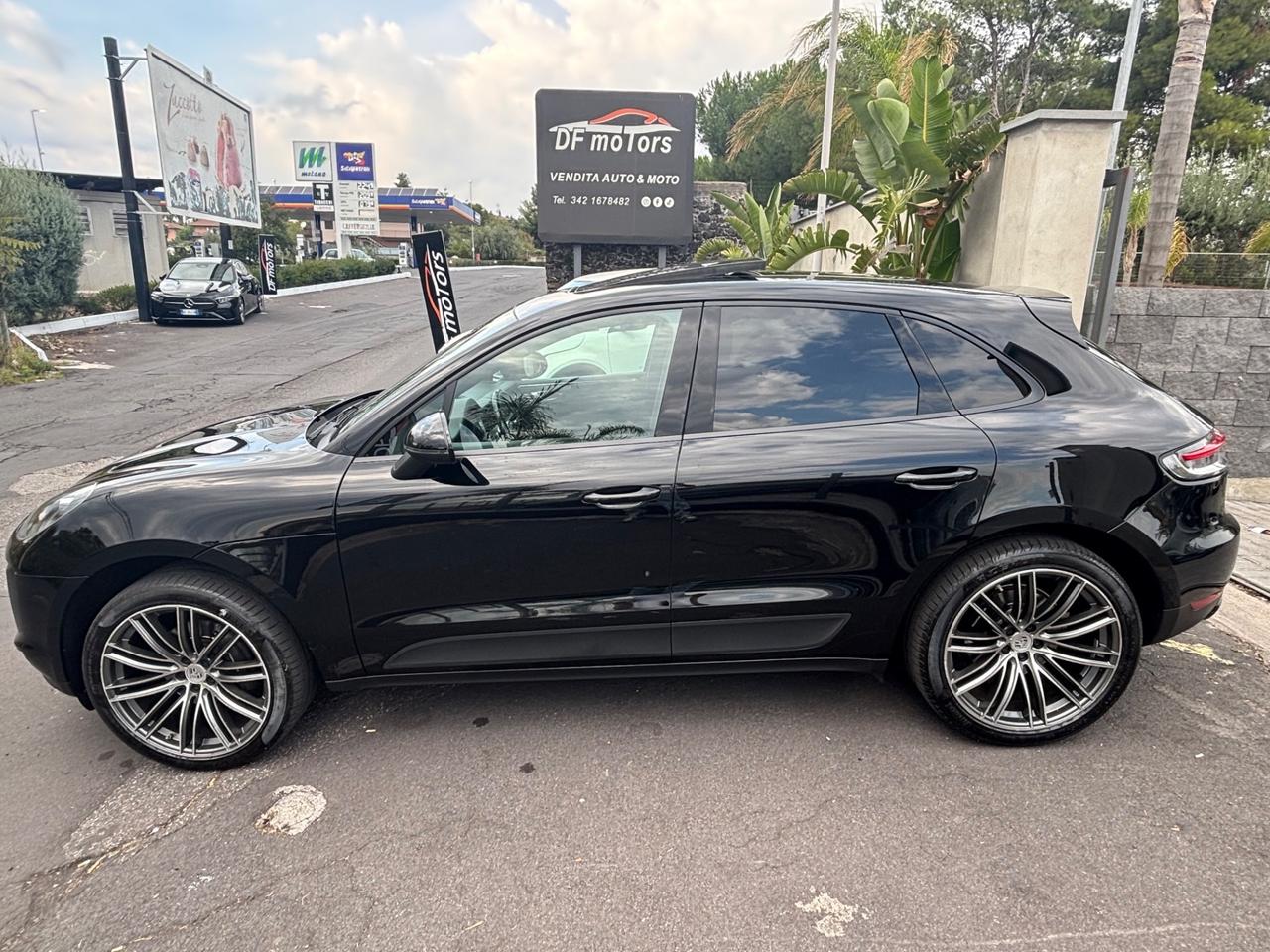 Porsche Macan 2.0-2021