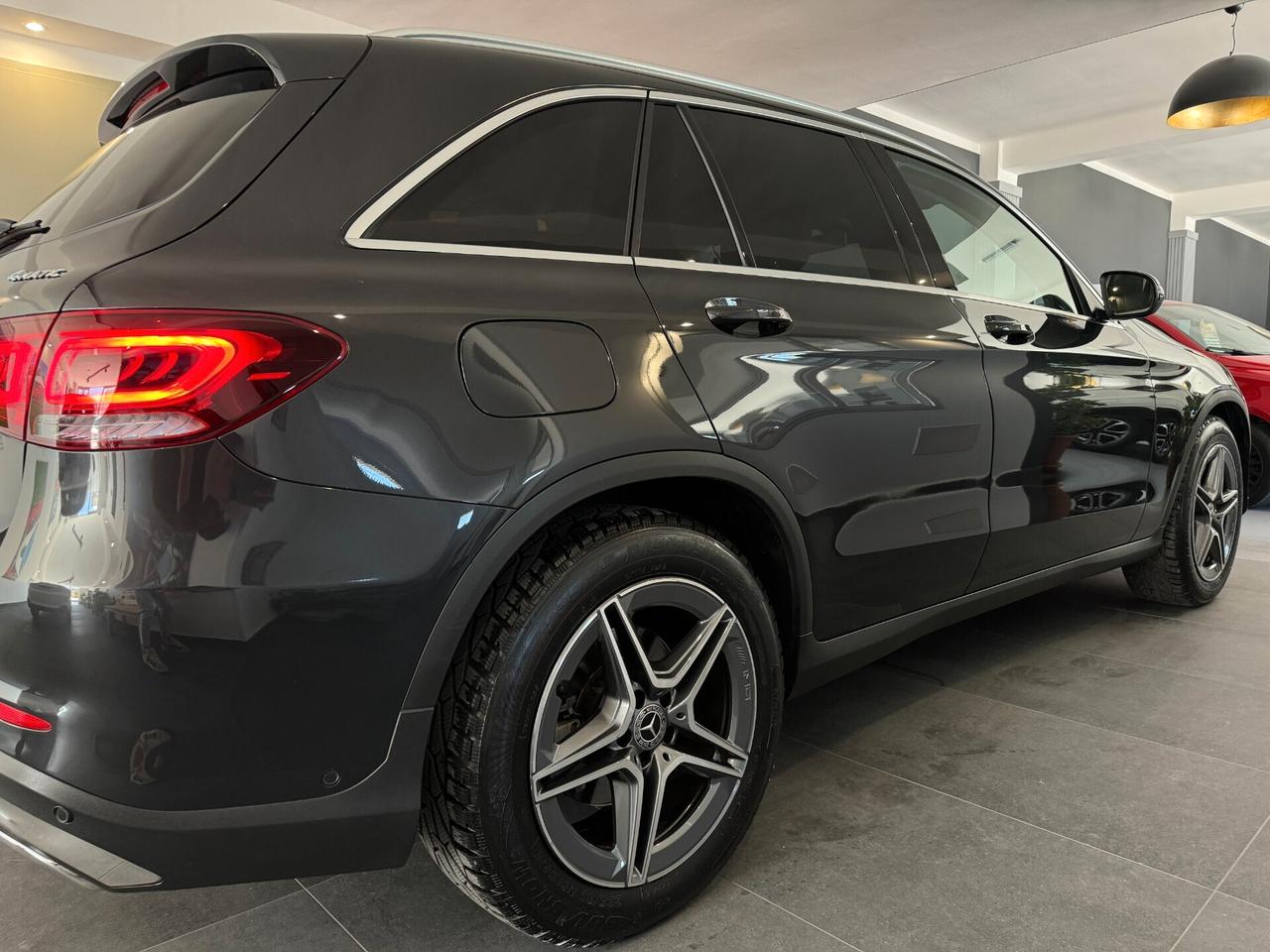 MERCEDES-BENZ GLC 220D PREMIUM PLUS AMG 2022