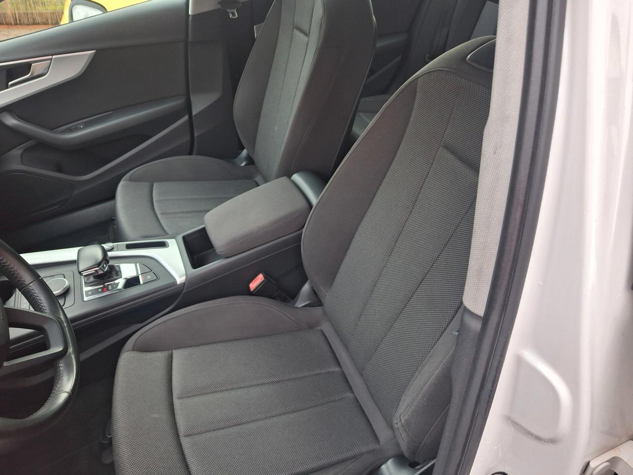 Audi A4 2.0 TDI 150 CV ultra S tronic Business