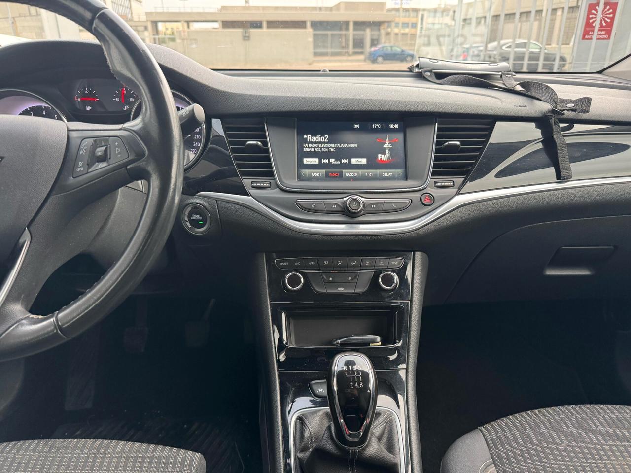 Opel Astra 1.2 Turbo 130 CV S&S 5 porte Business Elegance
