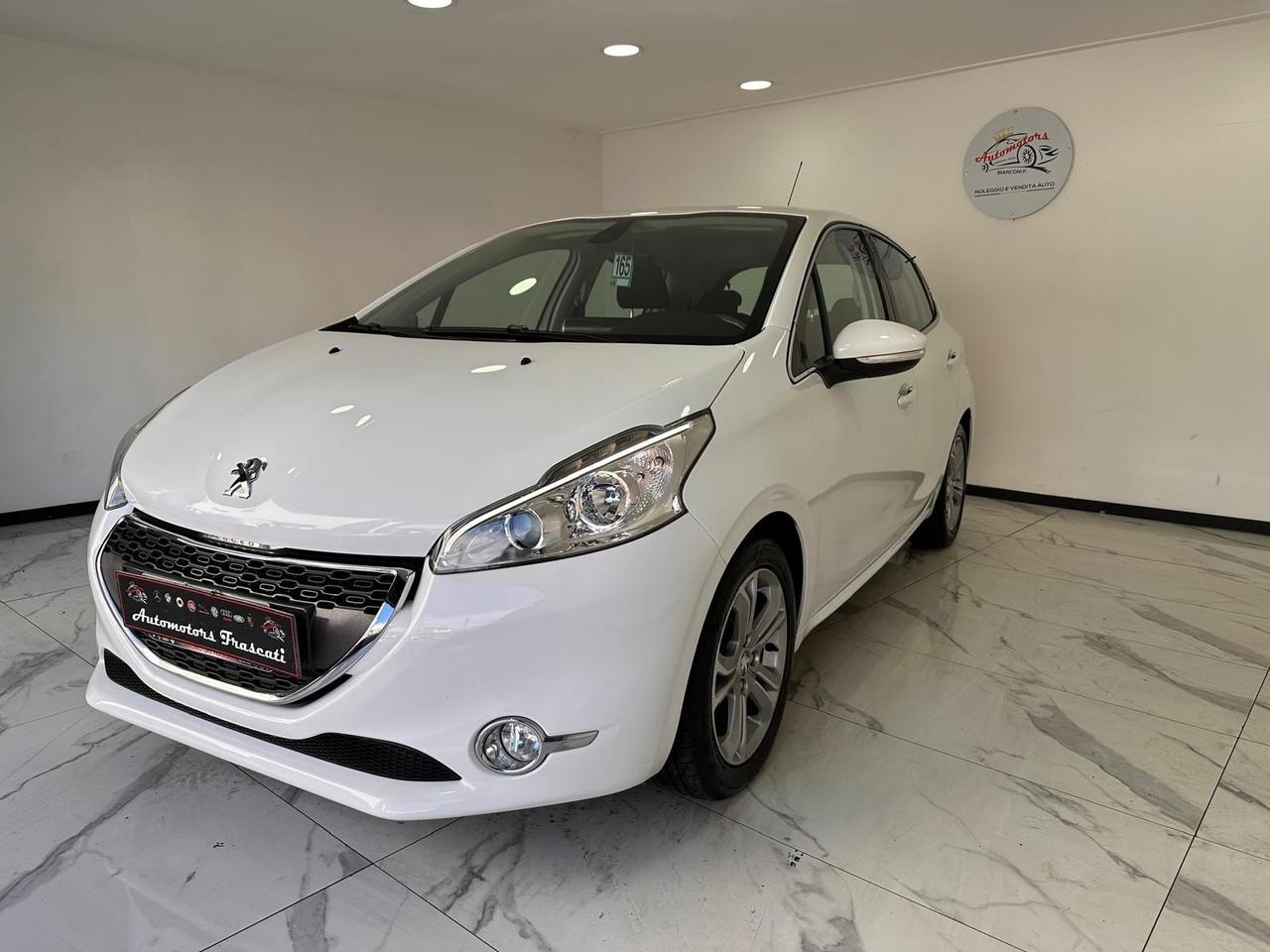 Peugeot 208 1.2 VTi 82 CV 5 porte Allure