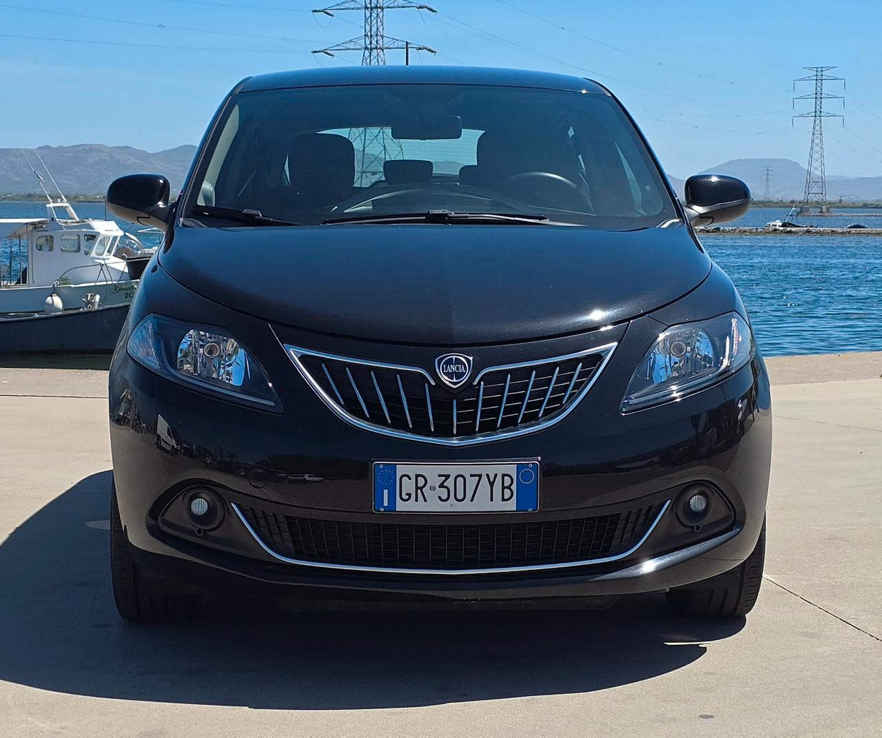 Lancia Ypsilon 1.0 FireFly 5 porte S&S Hybrid Gold