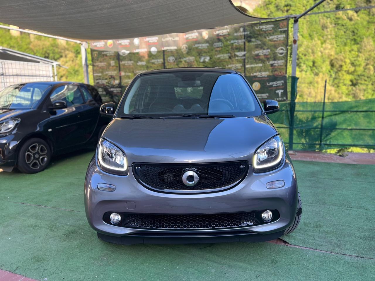 Smart ForFour 0.9 90cv - cabrio -pelle -automatica - Full Optional
