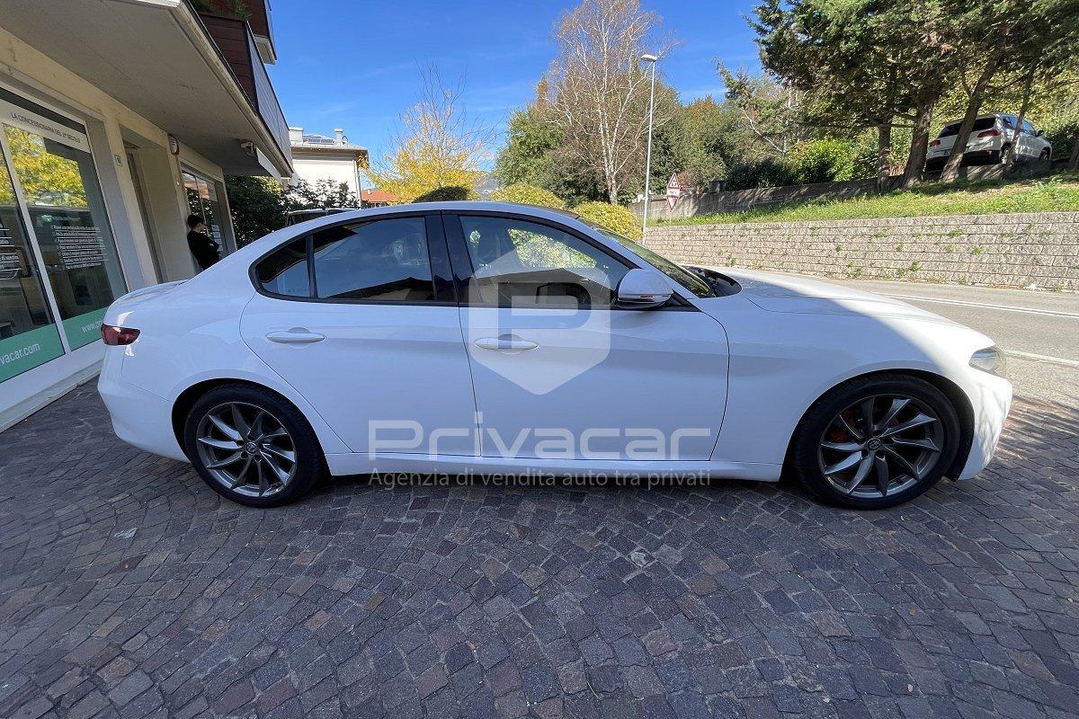 ALFA ROMEO Giulia 2.2 Turbodiesel 180 CV AT8 Business Sport Launch Ed.
