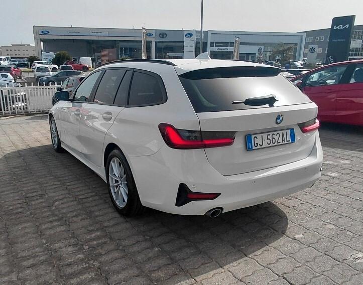 Bmw 318d 48V Touring Business Advantage