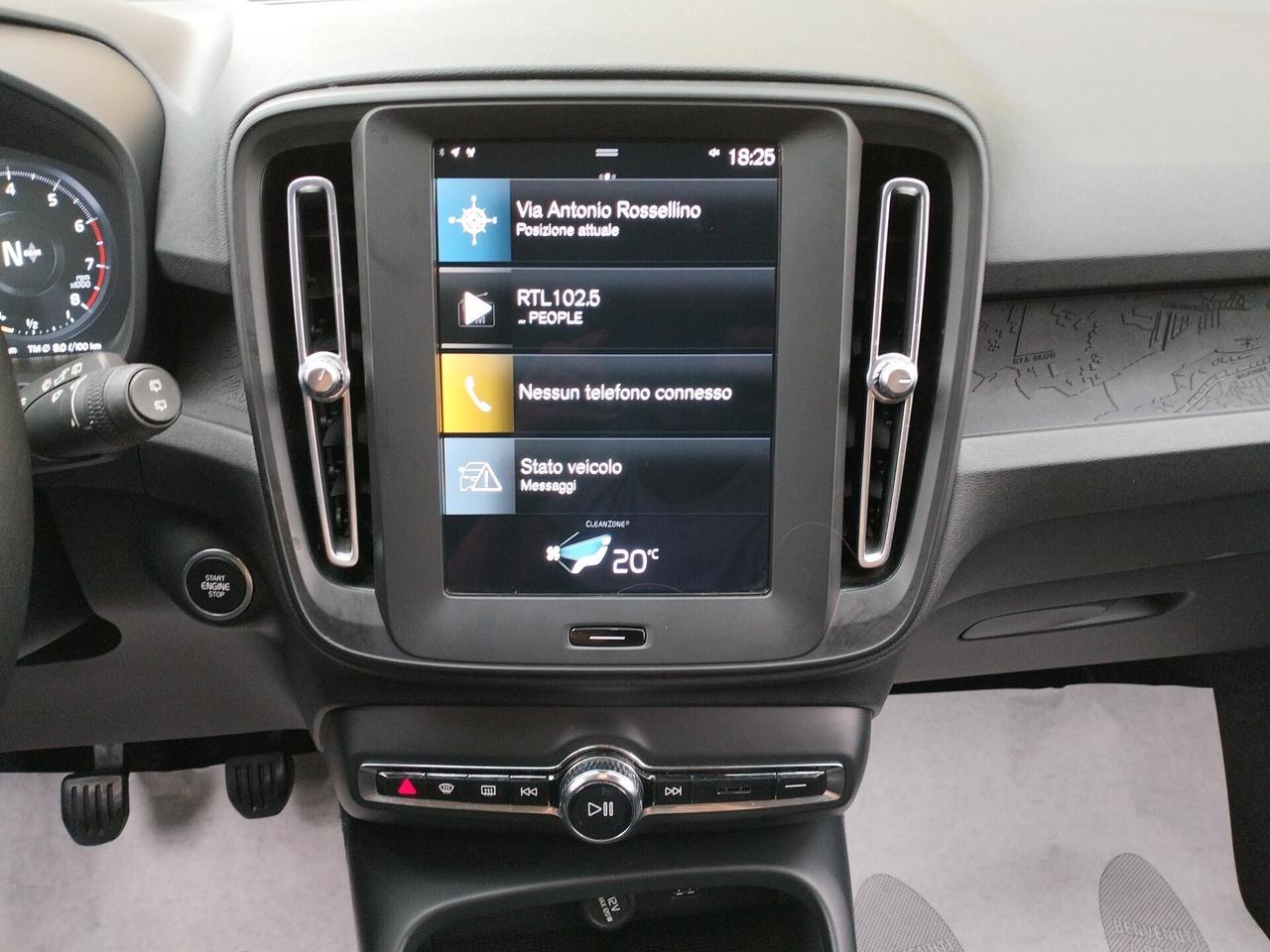Volvo XC40 1.5 t2 Momentum my21 * IVA ESPOSTA *