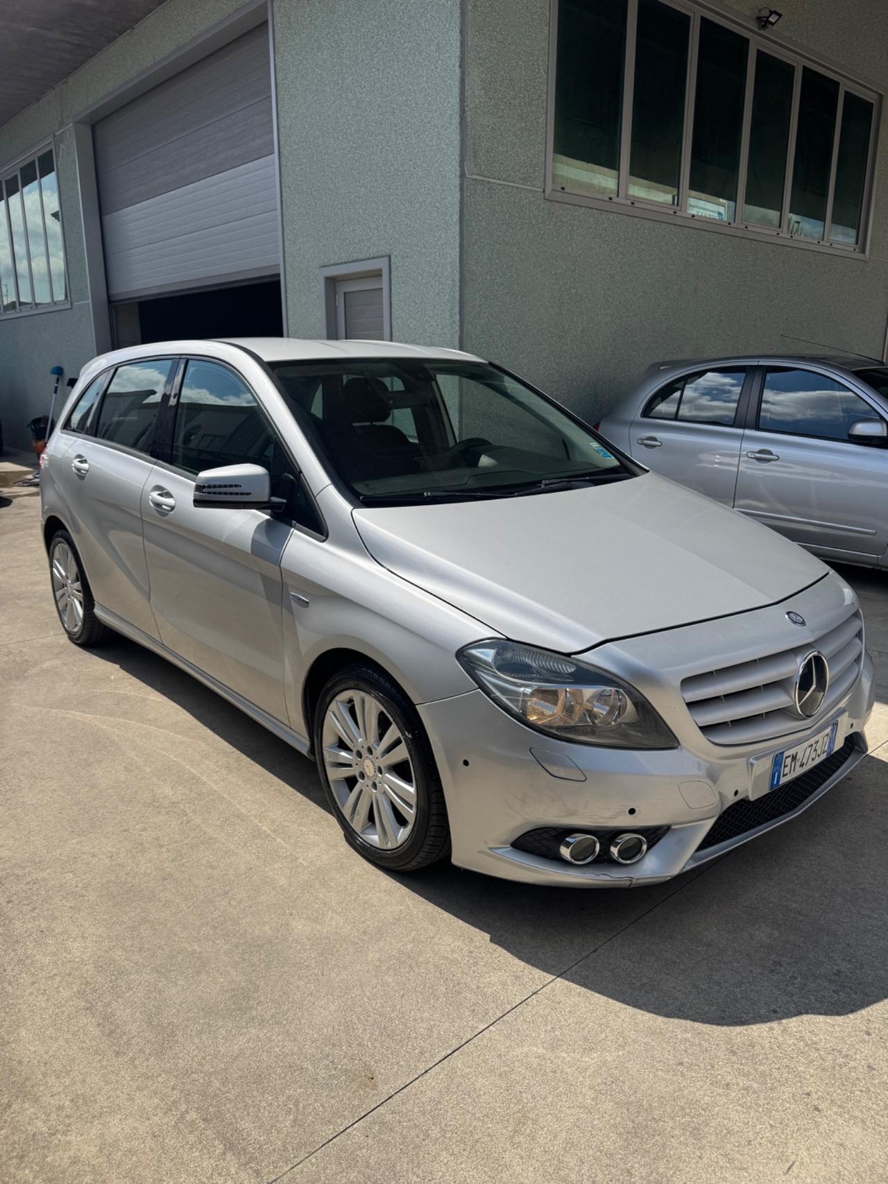 Mercedes-benz B 180 160 BlueEFFICIENCY Executive