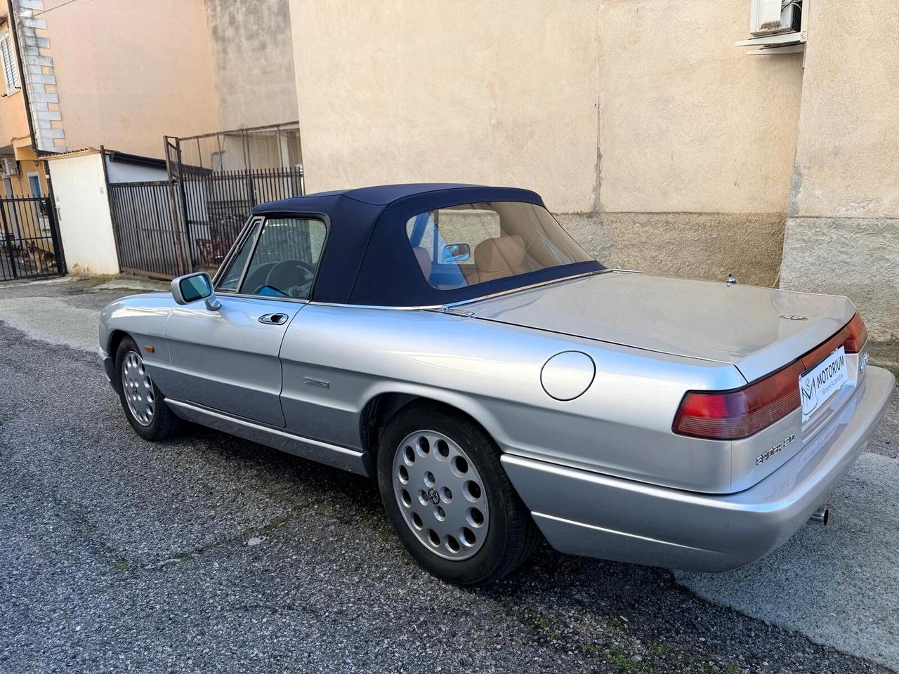 Alfa Romeo Spider 2.0i