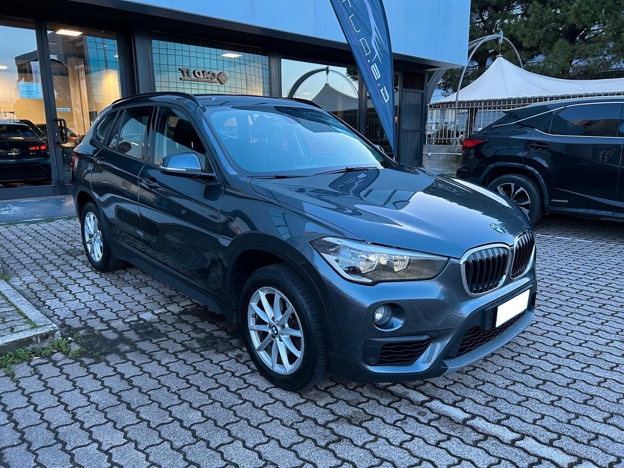 BMW X1 sdrive18d NEOPATENTATI GANCIO TRAINO