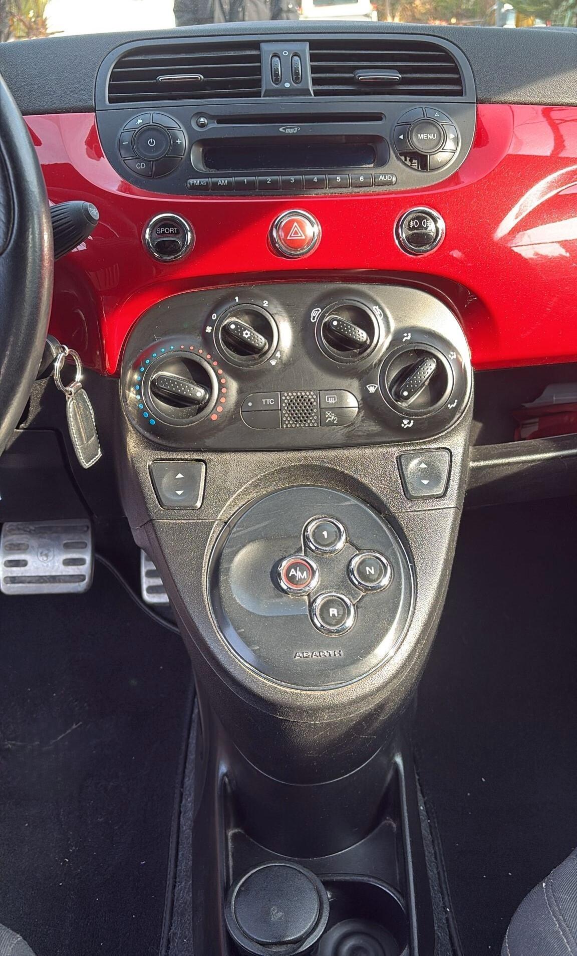 Abarth 595 1.4 Turbo T-Jet 140 CV MTA GPL