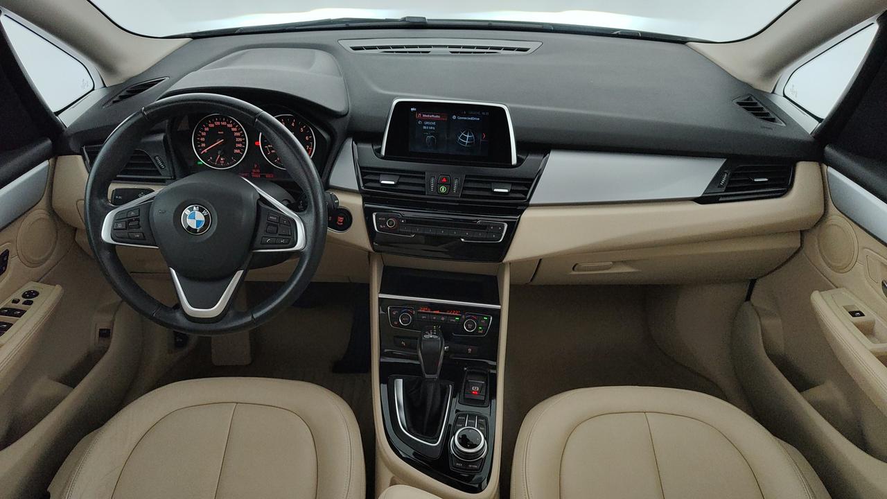 BMW Serie 2 F45 2014 Active Tourer - 220i Active Tourer auto