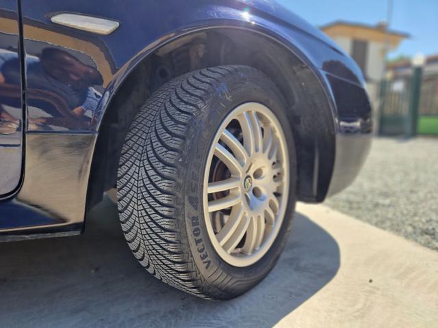 ALFA ROMEO 156 Crosswagon Q4 1.9 Jtdm 150 Cv