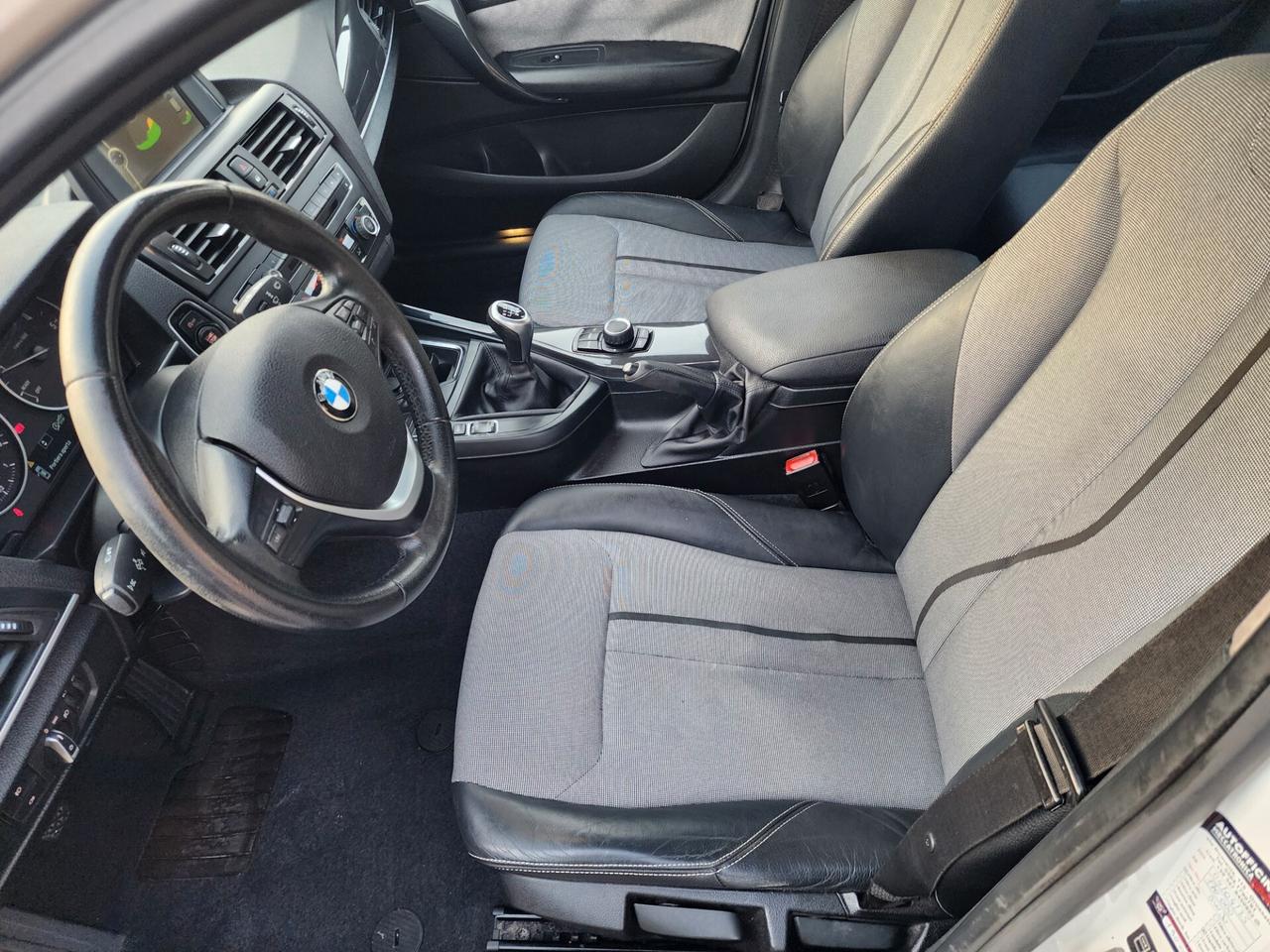 Bmw 120 120d 5p. Urban
