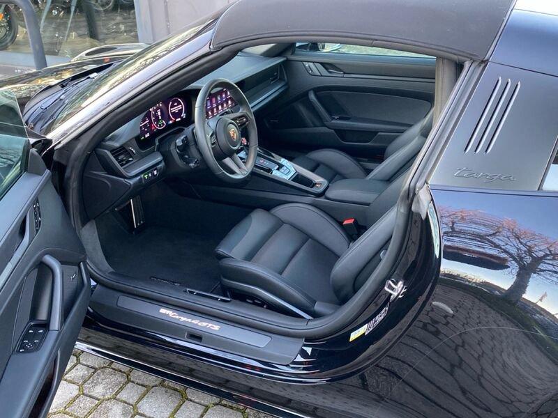 Porsche 911 911 Targa 4 GTS 541 CV (992.2)