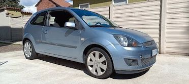 Ford Fiesta 1.2 16V 3p. Ghia