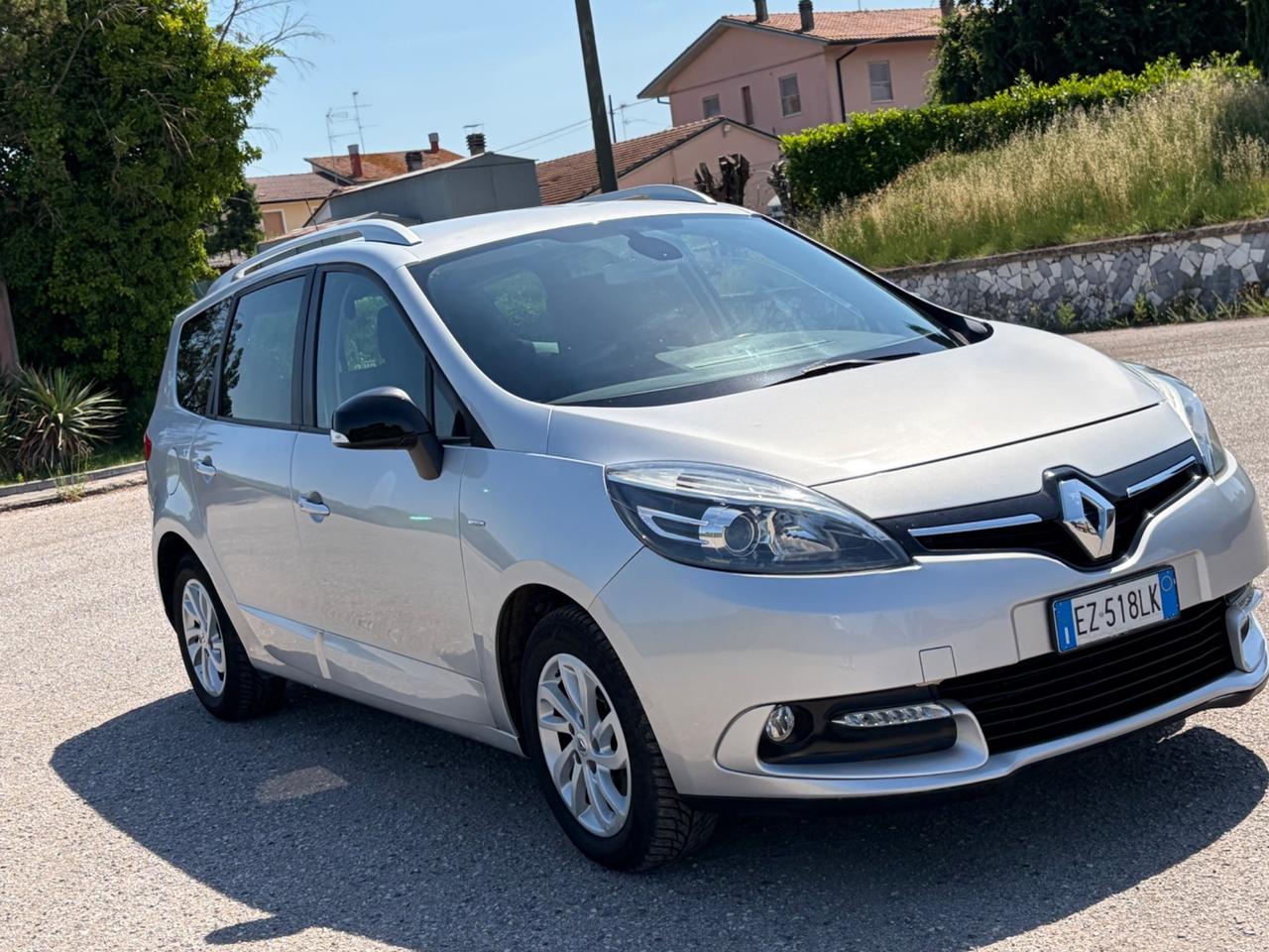 Renault Scenic Scénic XMod 1.5 dCi 110CV Limited